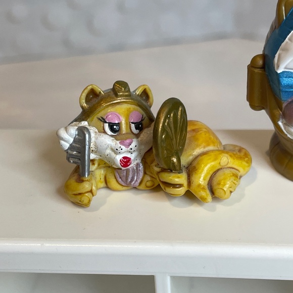 💕 3 for $10- KINDER FERRERO SURPRISE EGYPTIAN CATS - Picture 2 of 10